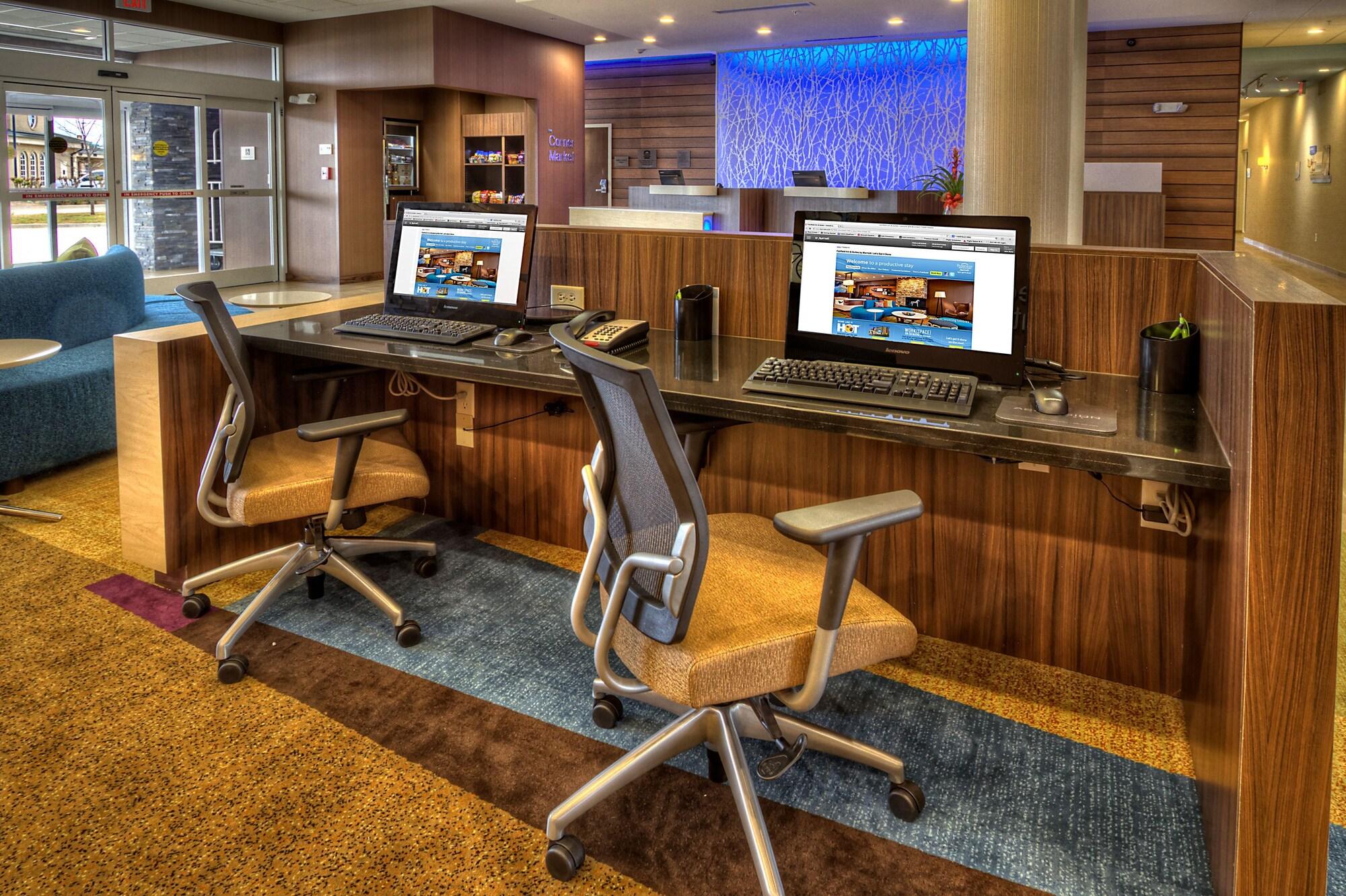 Fairfield Inn & Suites By Marriott Phoenix Tempe/Airport Exterior photo