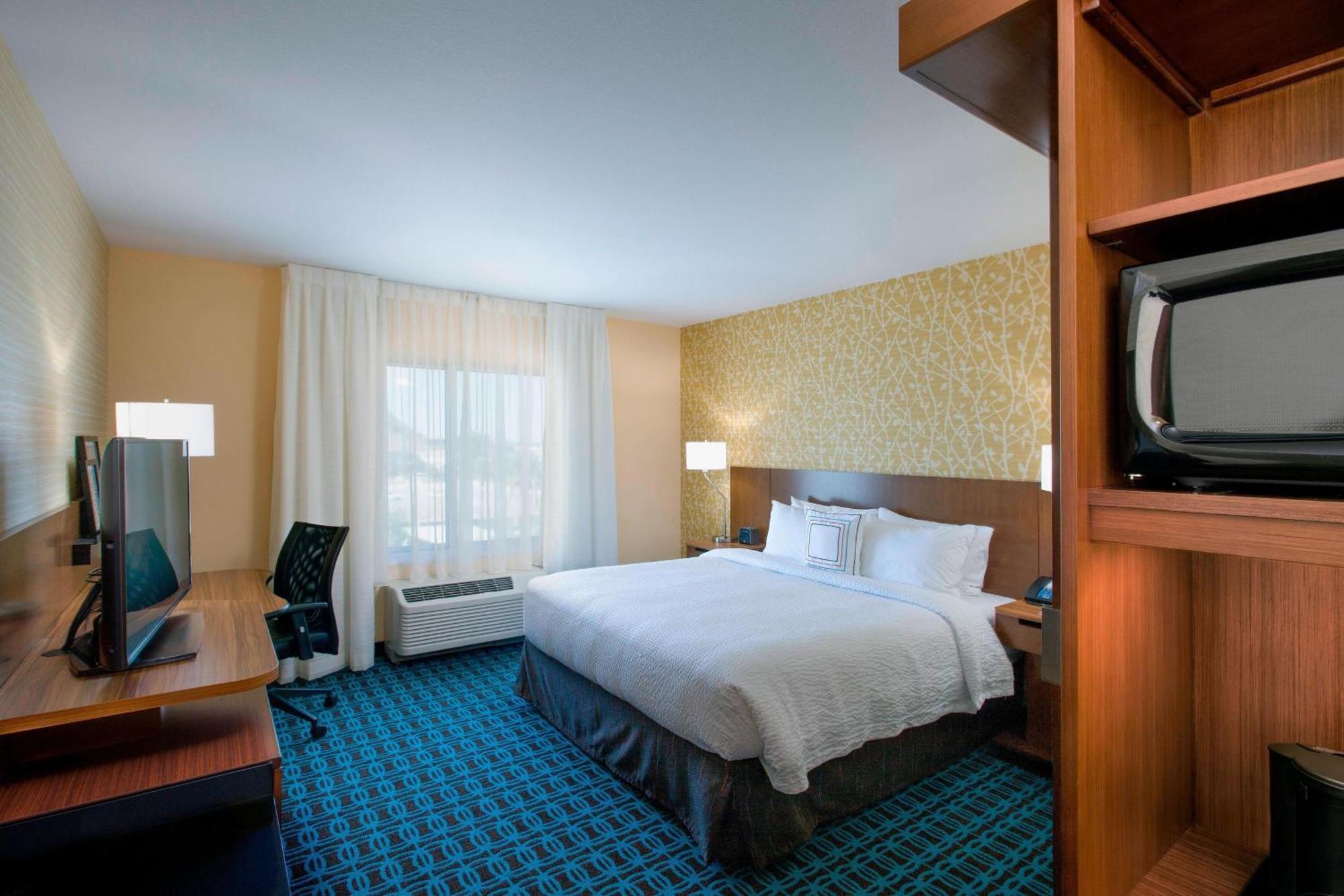 Fairfield Inn & Suites By Marriott Phoenix Tempe/Airport Exterior photo