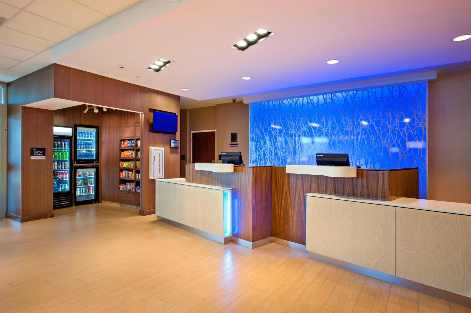 Fairfield Inn & Suites By Marriott Phoenix Tempe/Airport Exterior photo